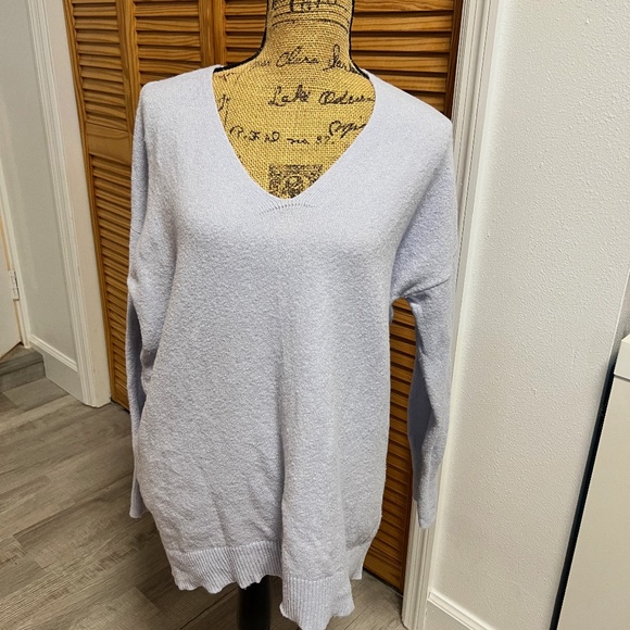 LOFT Light Blue V-Neck Tunic Sweater - Size L - Picture 1 of 7